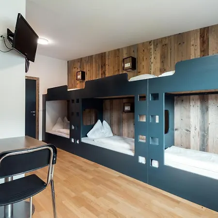 Hostel Jugendgastehaus Sportheim Altenmarkt im Pongau